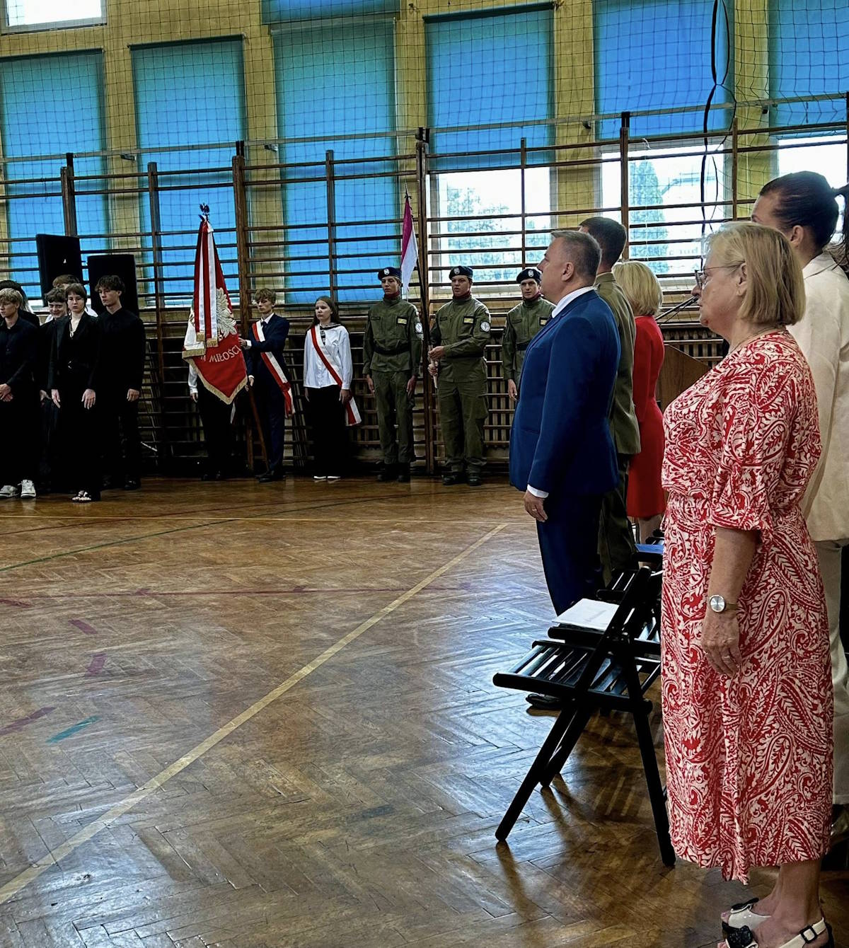 Poczet sztandarowy i symbol oddziałów przygotowania wojskowego