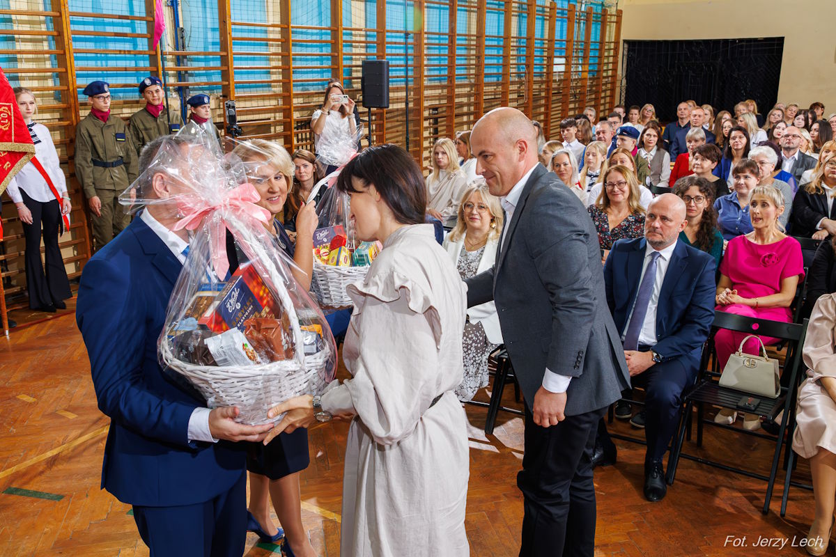 Życzenia od przedstawicieli Rady Rodziców