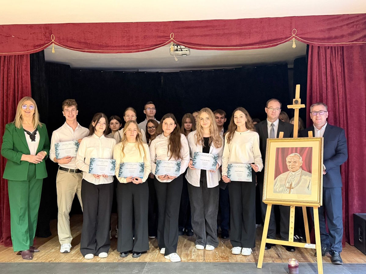 Uczestnicy i organizatorzy konkursu