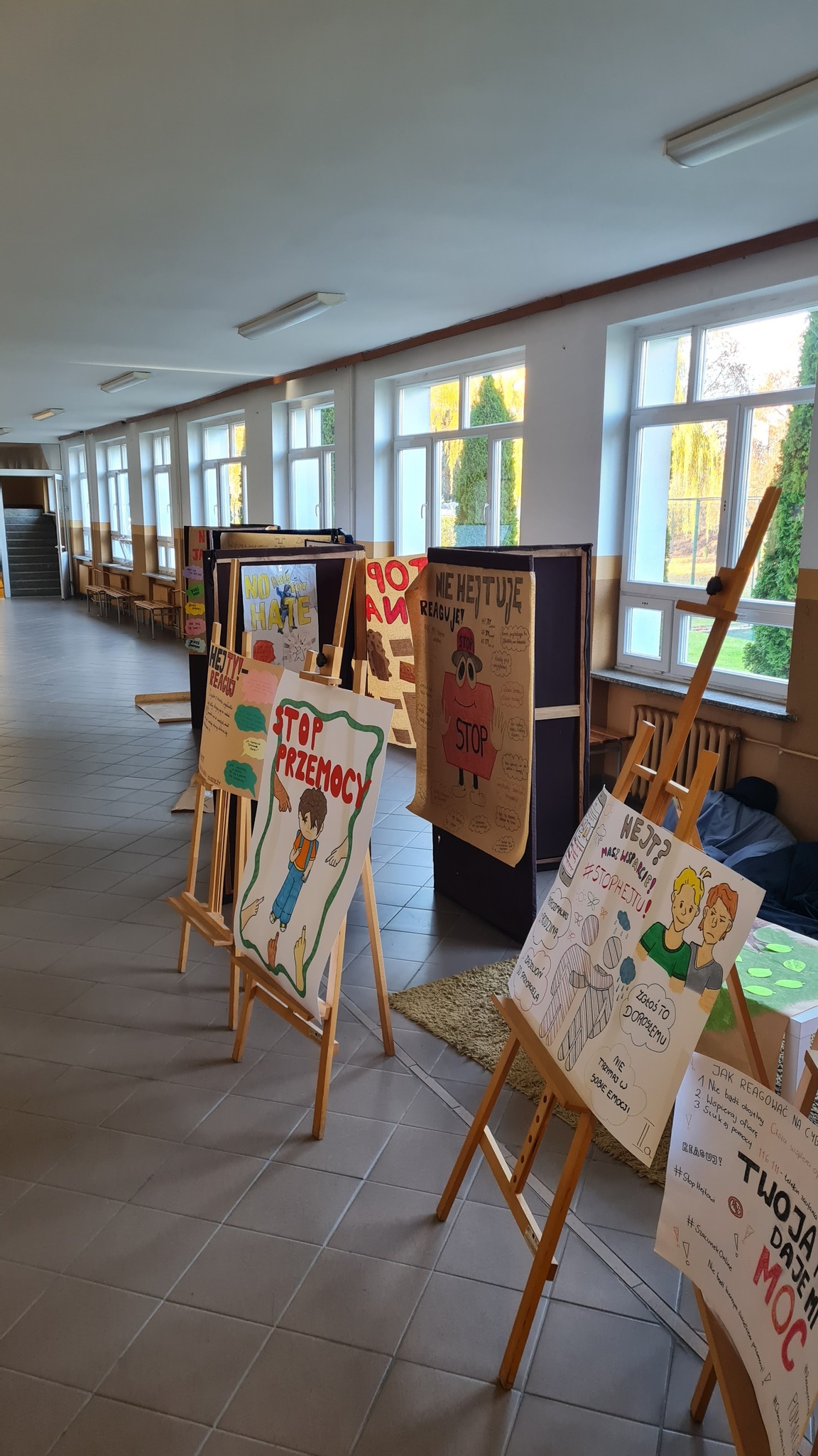 Wystawa przygotowanych plakatów