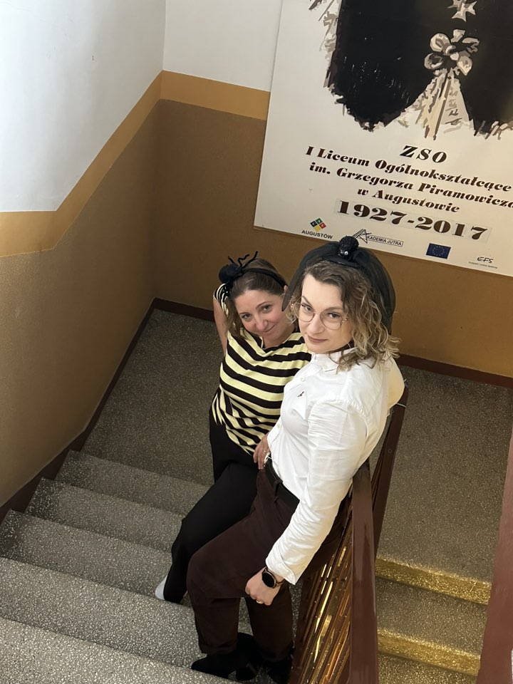 Ciała pedagogiczne w osobach Pani Profesor Magdaleny Siedleckiej oraz Pani Profesor Izabeli Zabłockiej