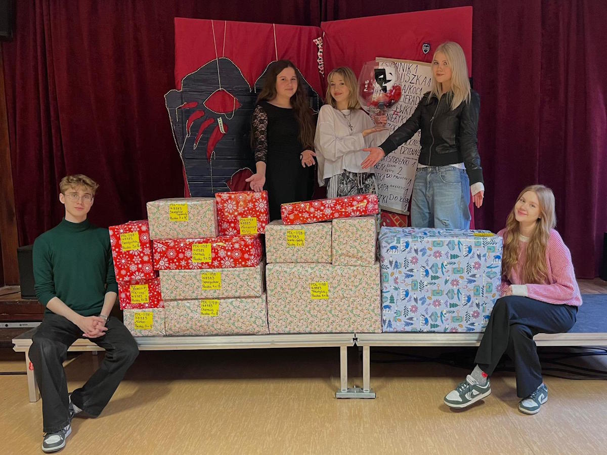 Szlachetna Paczka teatru Res Humanae