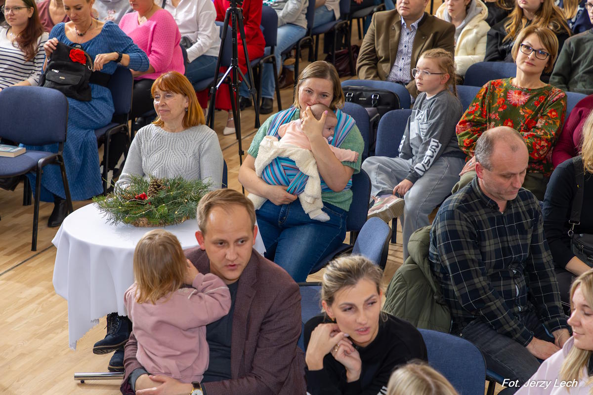 Goście zgromadzeni na Koncercie