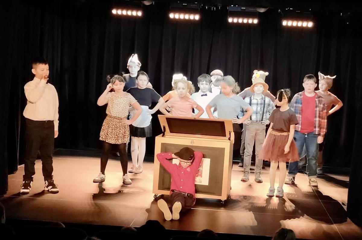 Dzieci z klasy III Szkoły Podstawowej nr 4 w Augustowie