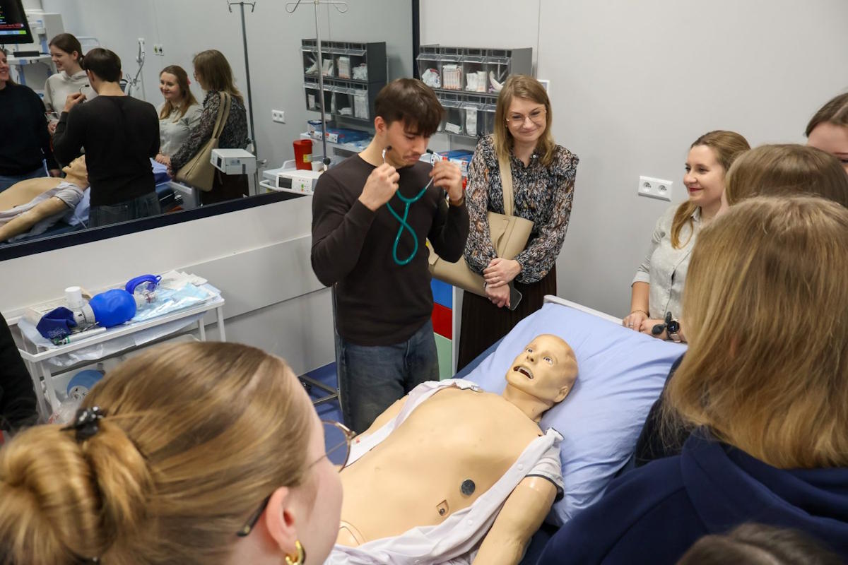 Wizyta w Centrum Symulacji Medycznej w Białymstoku