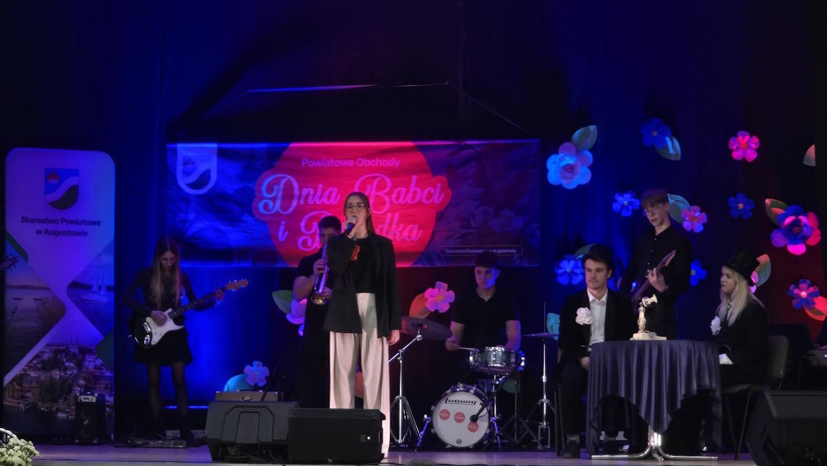 Występy artystów z Piramowicza