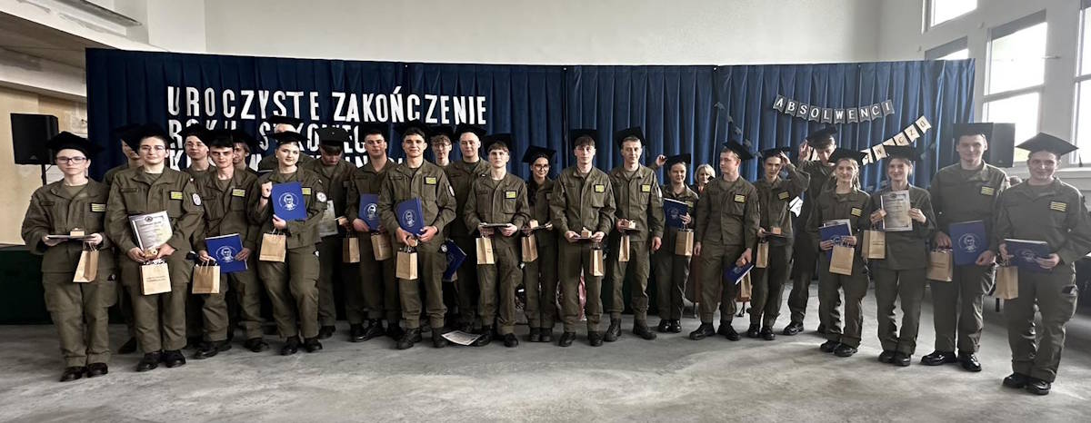 Absolwenci z klasy 4M