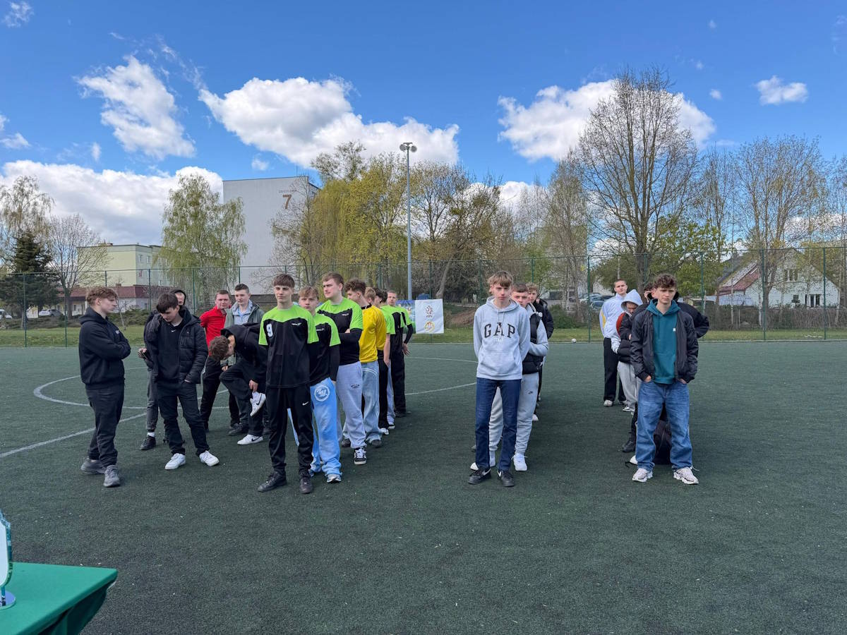 Drużyny biorące udział w turnieju