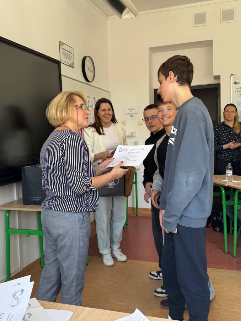 Uroczystość wręczenia dyplomów