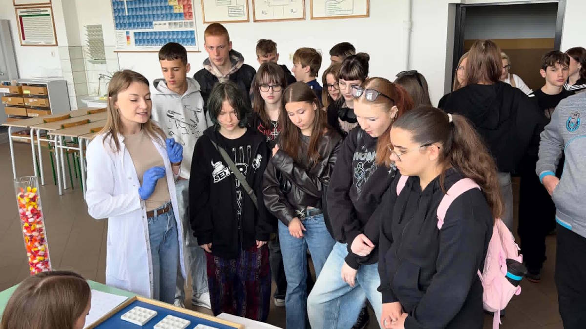 Pokazy w pracowni chemicznej