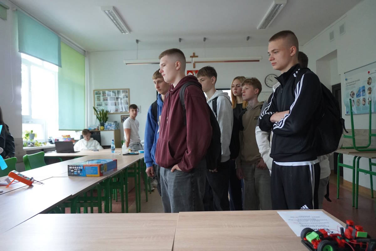 Pokazy na stoisku odnawialnych źródeł energii