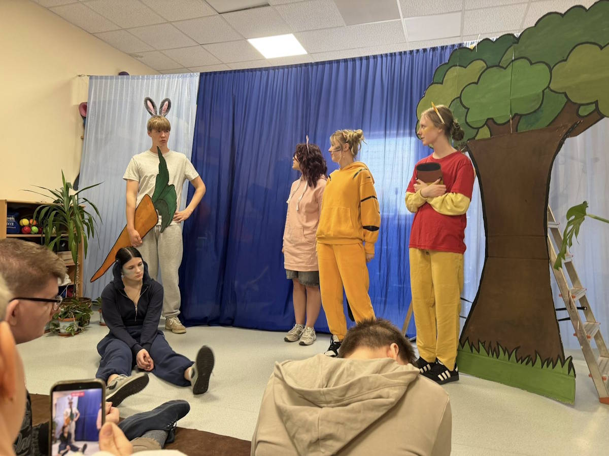 Twórcy spektaklu na scenie