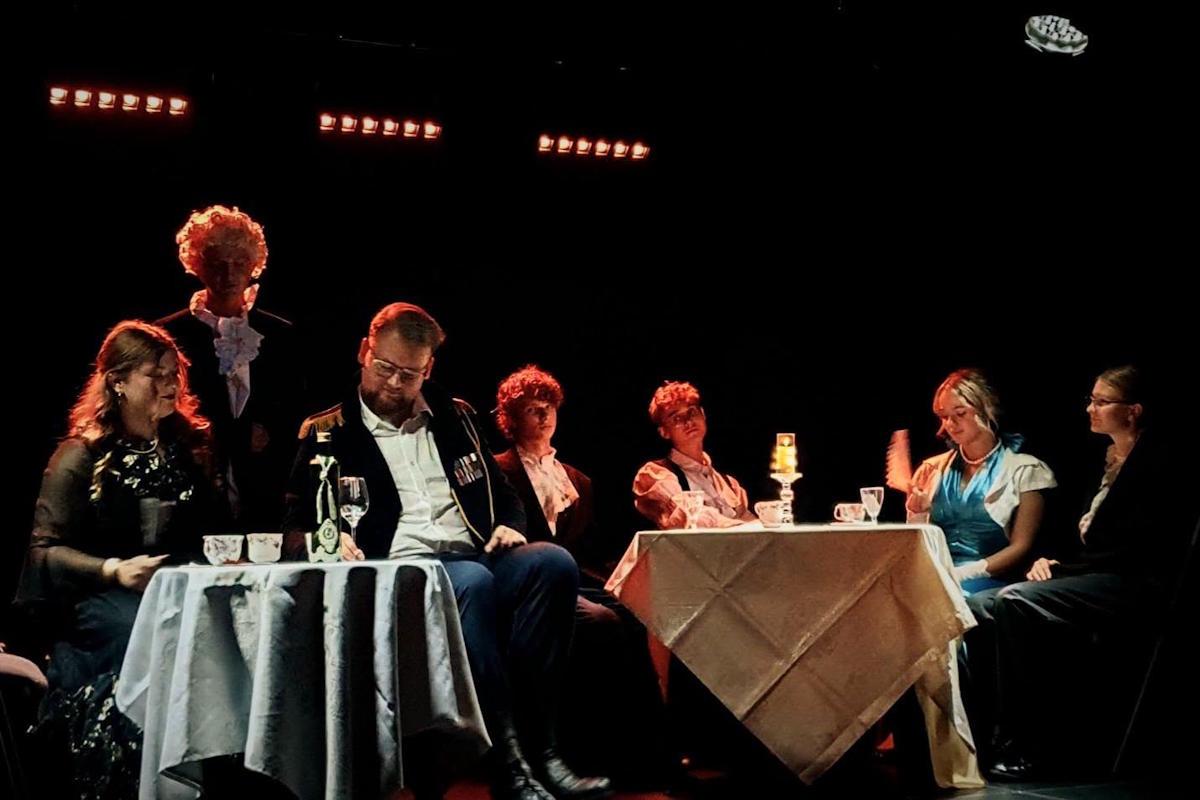 Członkowie Teatru Res Humanae podczas Narodowego Czytania 2026