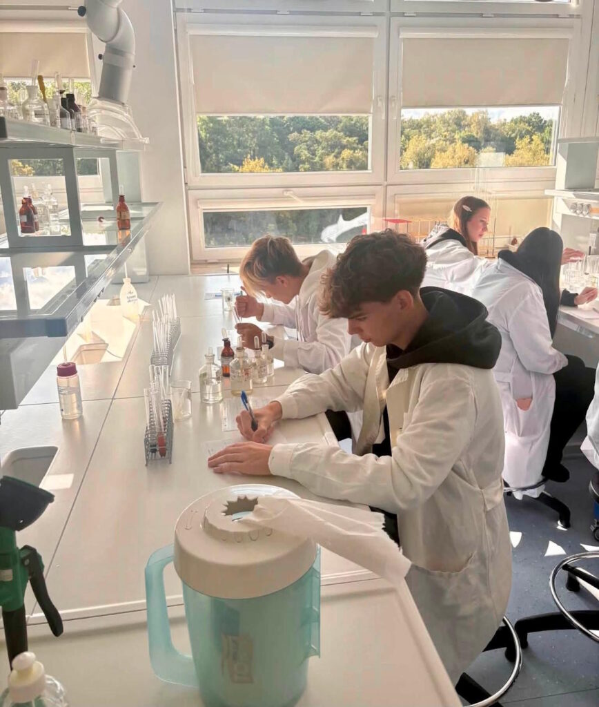 Zajęcia laboratoryjne na Politechnice Białostockiej